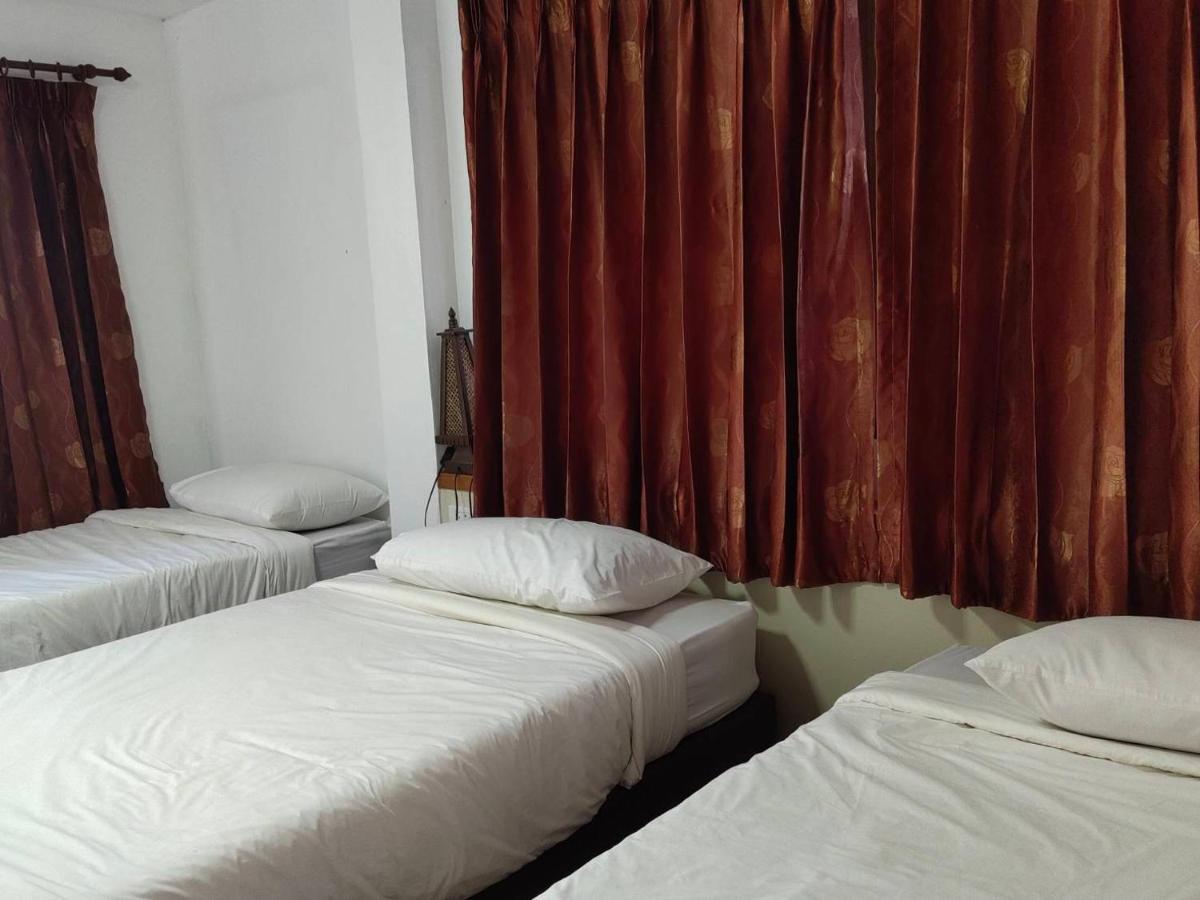 Aunt & Uncle'S House Bed & Breakfast Chiang Mai Bagian luar foto