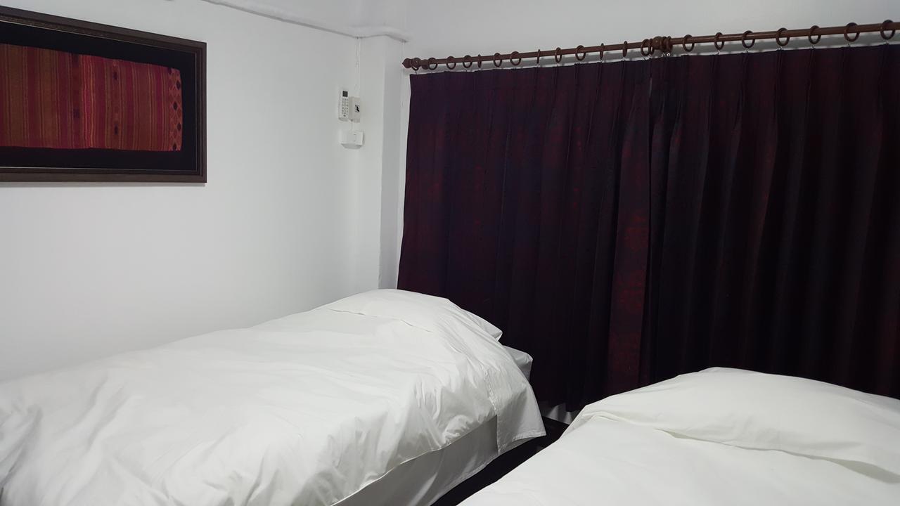 Aunt & Uncle'S House Bed & Breakfast Chiang Mai Bagian luar foto