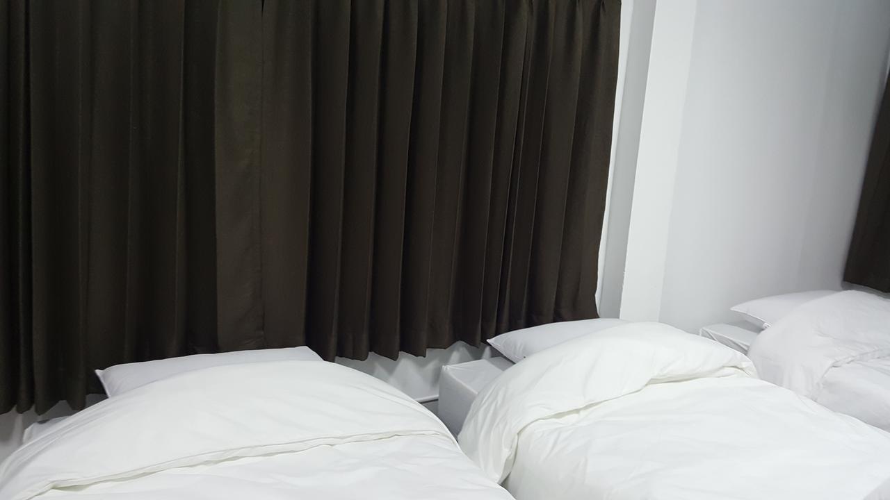 Aunt & Uncle'S House Bed & Breakfast Chiang Mai Bagian luar foto